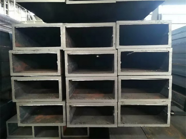 清苑Q235冷拔方管材质特点 适用工程场景分析
